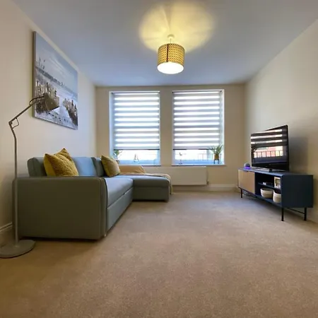 1 Bedroom Apartment In The Heart Of Bournemouth-2